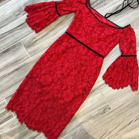 Alexis Red Lace Strapless Dress With Sleeves Small - Picture 11 of 11